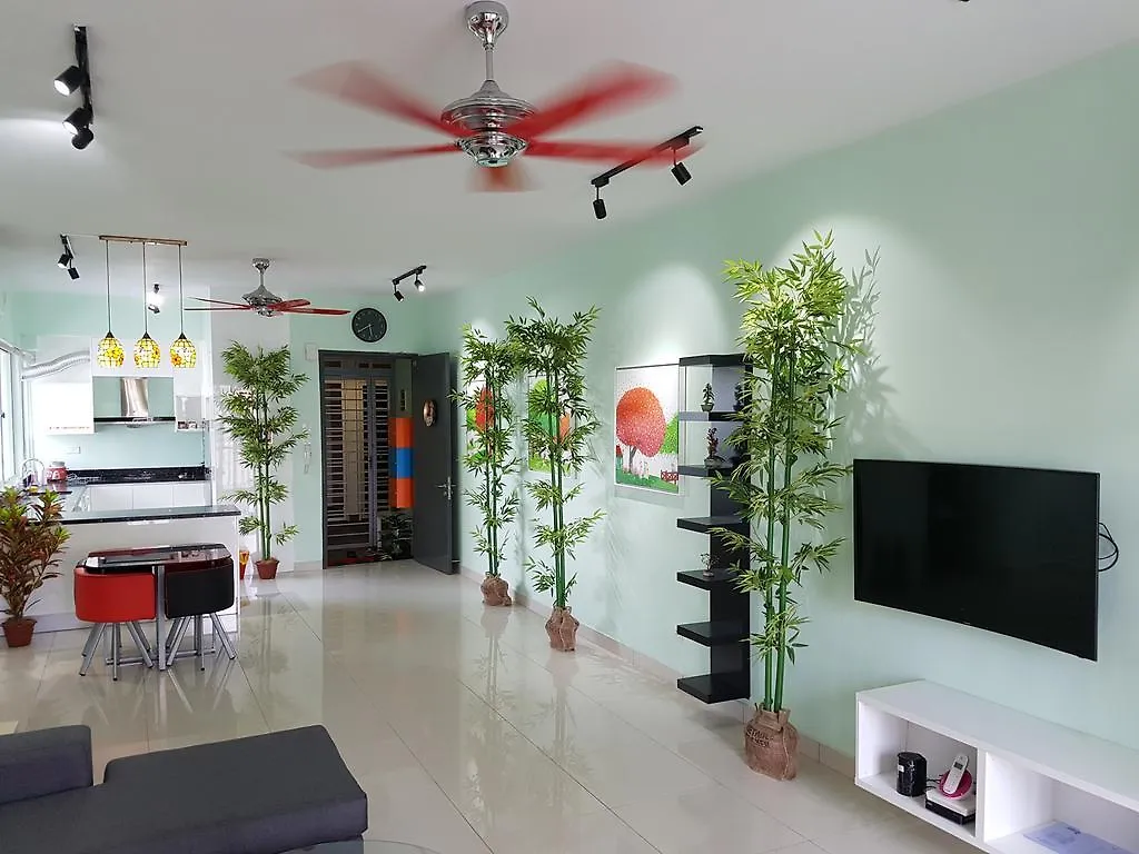 Garden Apartment At Zenith Petaling Jaya 0*,