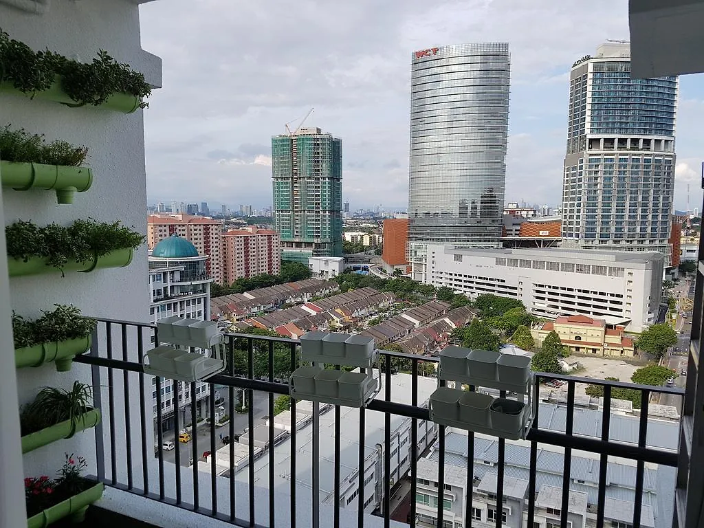 Garden Apartment At Zenith Petaling Jaya