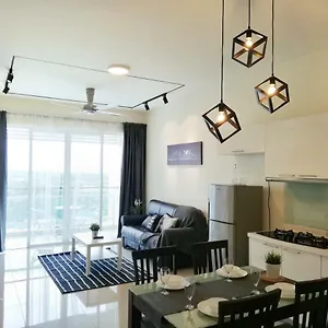  Apartment Ara Damansara Oasis Residence, Specious 4-8pax, 8min Subang Airport, 10min Sunway